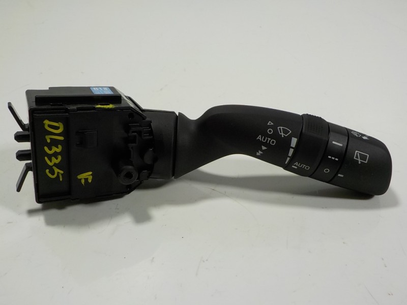 Recambio de mando limpia para toyota yaris cross 1.5 vvti 16 v 55 kw referencia OEM IAM 8465202A50 02A50 