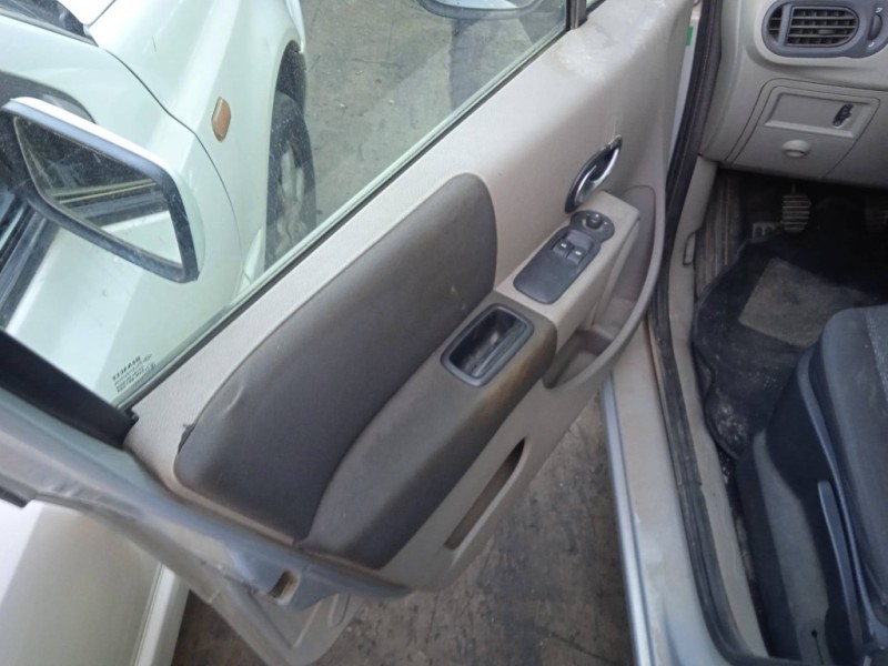 renault modus del año 2005