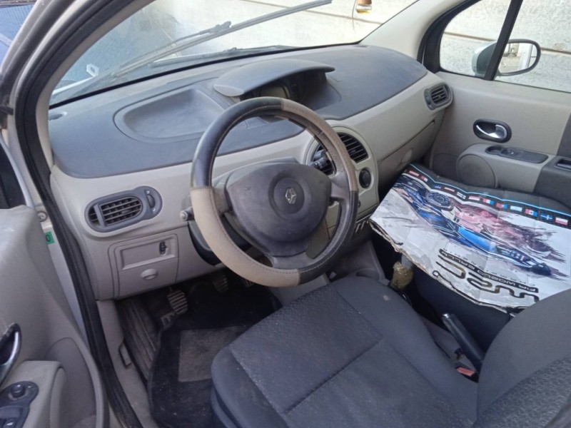 renault modus del año 2005