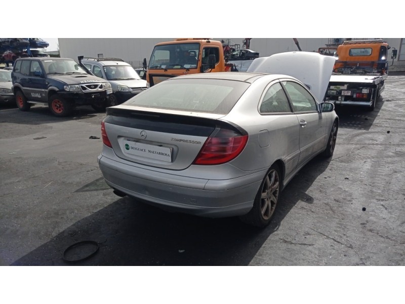 mercedes-benz clase c (w203) sportcoupe del año 2003