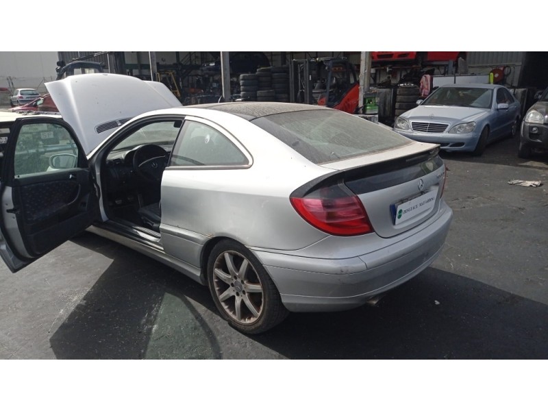 mercedes-benz clase c (w203) sportcoupe del año 2003