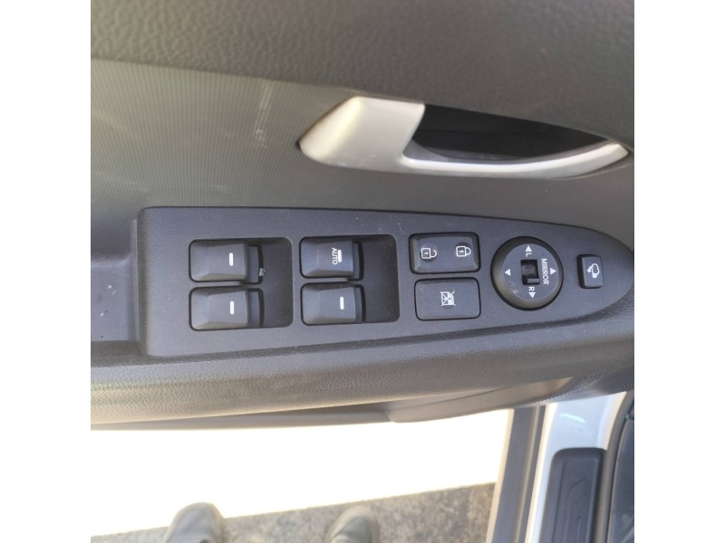 kia sportage del año 2015