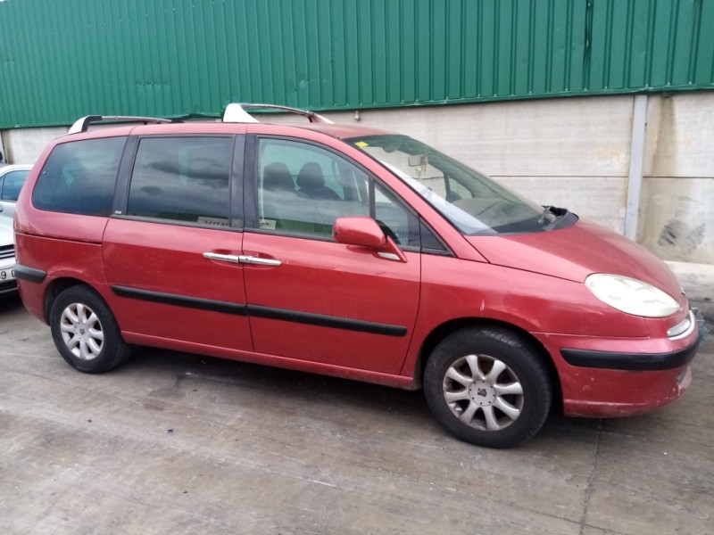 peugeot 807 del año 2003