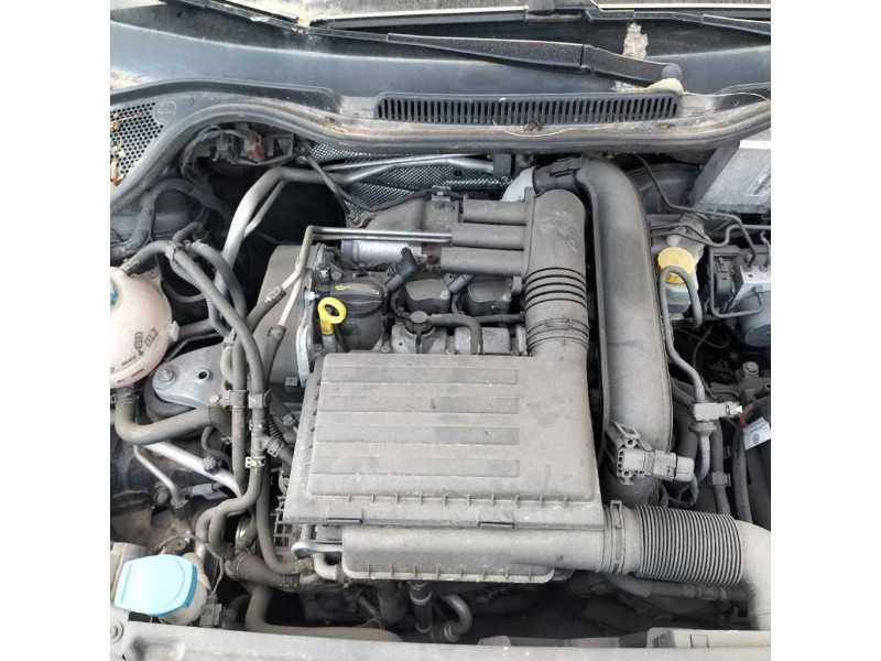 volkswagen polo (6c1) del año 2015