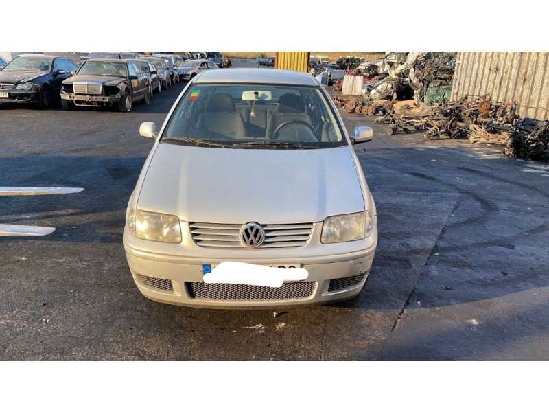 volkswagen polo berlina (6n2) del año 2000