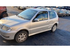 volkswagen polo berlina (6n2) del año 2000 2