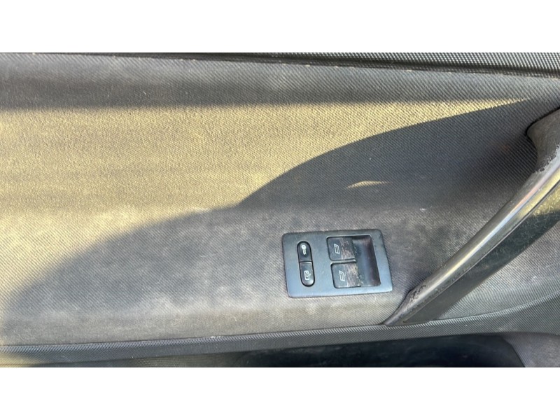 volkswagen polo berlina (6n2) del año 2000