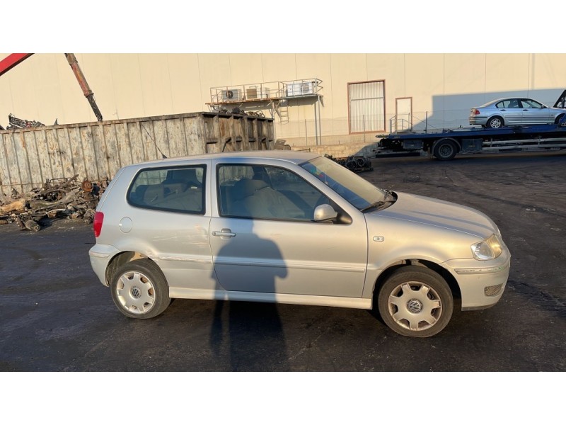 volkswagen polo berlina (6n2) del año 2000