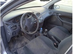 ford focus berlina (cak) del año 2000 2