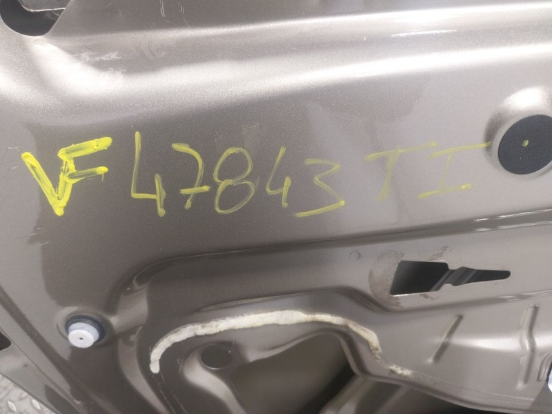 Recambio de puerta trasera izquierda para citroën c3 picasso (sh_) 1.6 hdi 90 referencia OEM IAM   