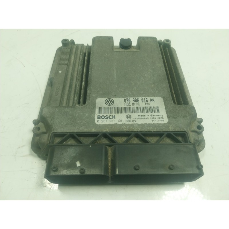 Recambio de centralita motor uce para volkswagen touareg (7la) tdi v10 referencia OEM IAM  070906016AA 