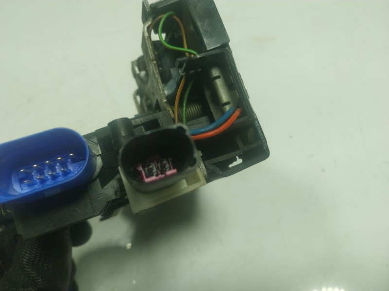 Recambio de cerradura puerta delantera izquierda para volkswagen touareg (7la) tdi v10 referencia OEM IAM  3D1837015A 