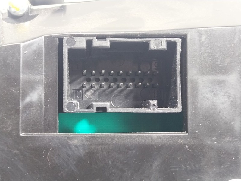 Recambio de cuadro instrumentos para fiat doblo cargo (263_) 1.6 d multijet referencia OEM IAM  0520428470 