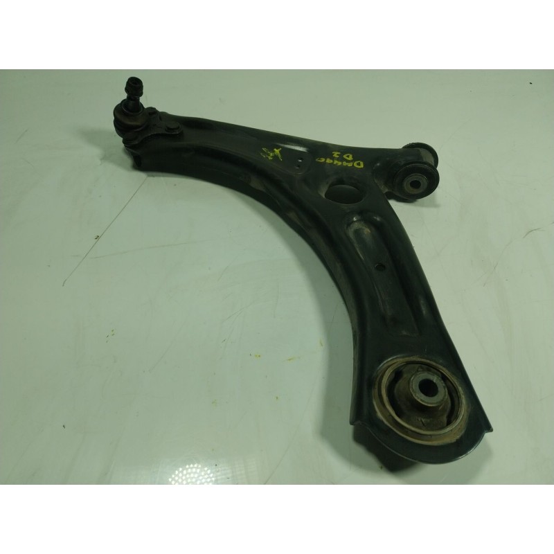 Recambio de brazo suspension inferior delantero izquierdo para skoda yeti 1.2 tsi referencia OEM IAM 1K0407151BG  