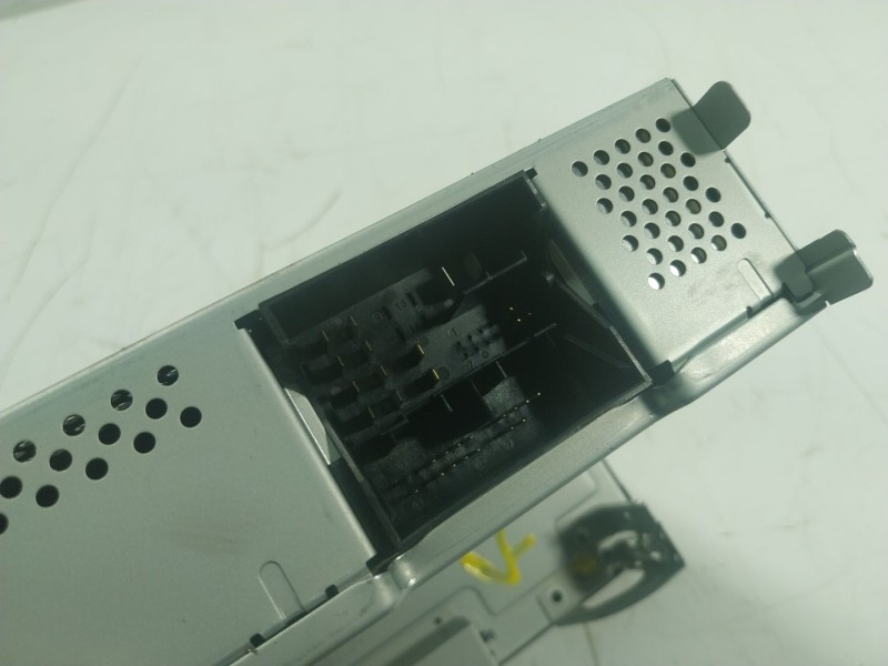 Recambio de sistema audio / radio cd para seat leon (5f1) 1.6 tdi referencia OEM IAM  5F0035871 