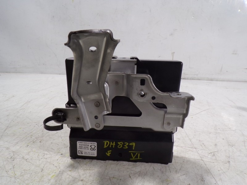 Recambio de modulo electronico para toyota rav4 hybrid 4x2 advance referencia OEM IAM 8998042400 8998142350 2190007570