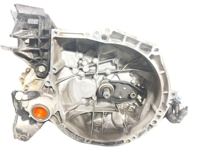 Recambio de caja cambios para peugeot 208 i (ca_, cc_) 1.2 vti 82 referencia OEM IAM  20A704 