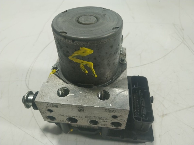 Recambio de abs para peugeot 3008 monospace (0u_) 1.6 hdi referencia OEM IAM  9674677580 
