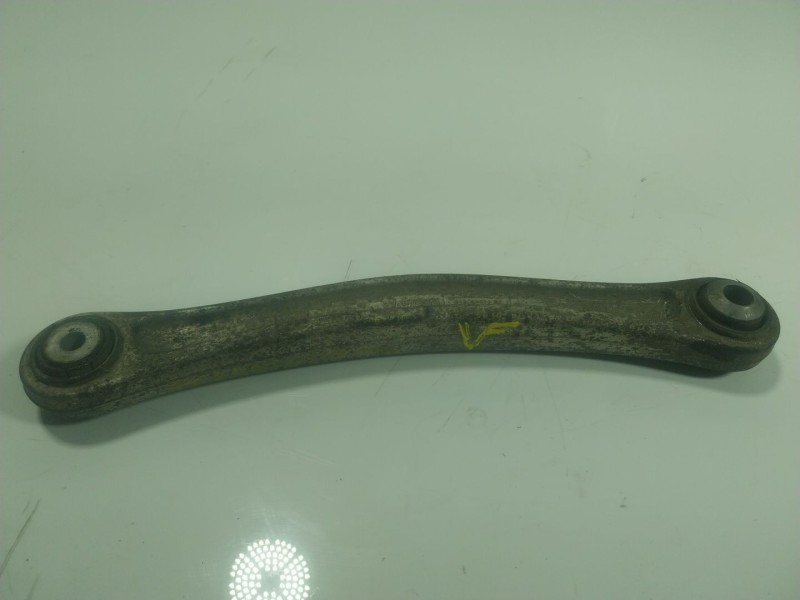 Recambio de brazo suspension superior trasero derecho para volkswagen touareg (7la) tdi v10 referencia OEM IAM   