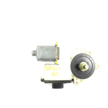 MOTOR ELEVALUNAS DELANTERO DERECHO 67626925964 6925964 0130822222