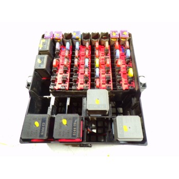 CAJA RELES / FUSIBLES FT7614A005PCC 