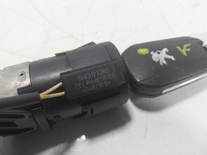 Recambio de antirrobo para peugeot 208 i (ca_, cc_) 1.2 vti 82 referencia OEM IAM  9663123380 