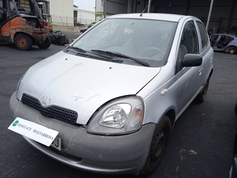 toyota yaris (_p1_) del año 2001