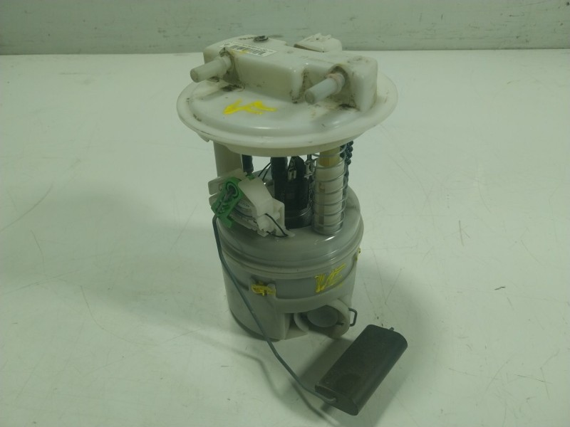 Recambio de aforador para dacia sandero 0.9 tce referencia OEM IAM  172021904R 
