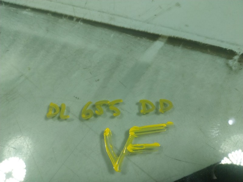 Recambio de cristal puerta delantero derecho para renault zoe referencia OEM IAM   