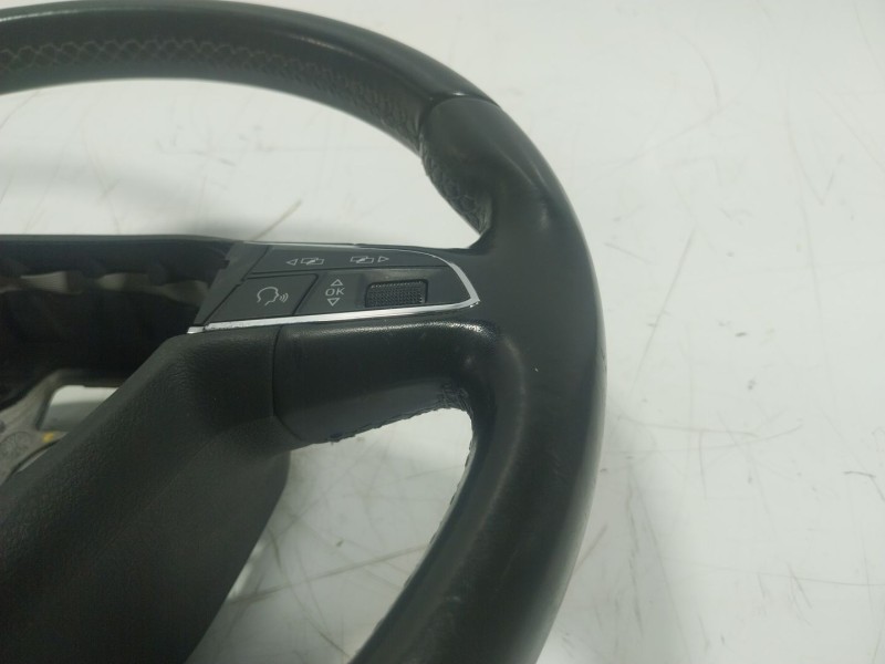 Recambio de volante para seat leon (5f1) 1.6 tdi referencia OEM IAM  5F0419091L 