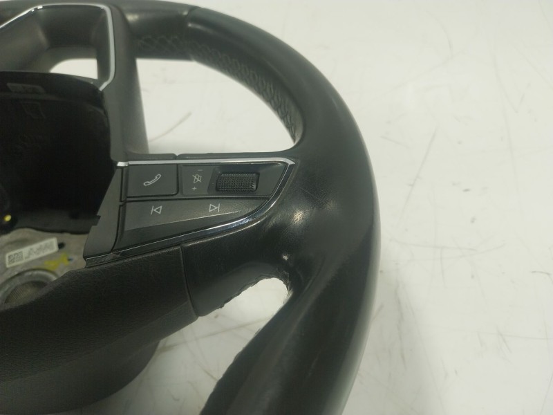 Recambio de volante para seat leon (5f1) 1.6 tdi referencia OEM IAM  5F0419091L 