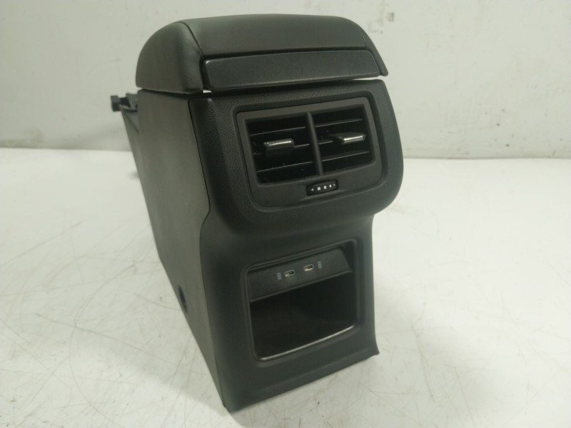 Recambio de apoyabrazos central para seat ateca (kh7) 1.5 16v tsi act referencia OEM IAM  575864252B 