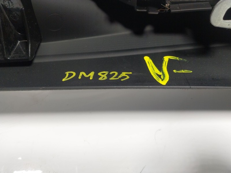 Recambio de apoyabrazos central para bmw x1 (e84) 2.0 16v turbodiesel referencia OEM IAM   