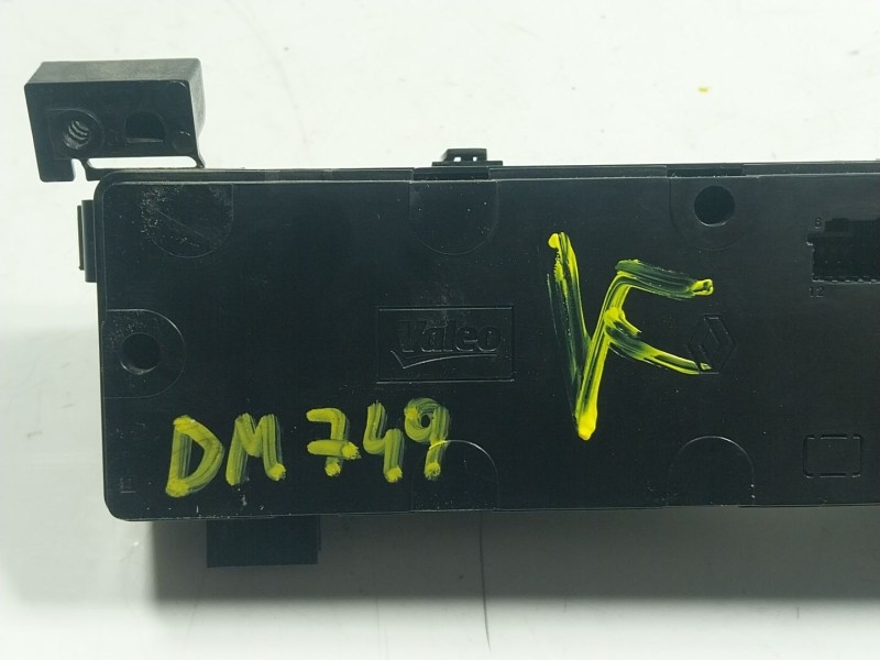 Recambio de mando climatizador para dacia sandero 0.9 tce cat referencia OEM IAM  E119042 