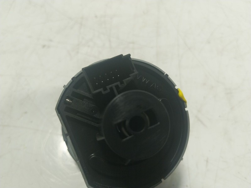 Recambio de mando luces para skoda octavia iii combi (5e5, 5e6) 2.0 tdi referencia OEM IAM  5E0941431D 