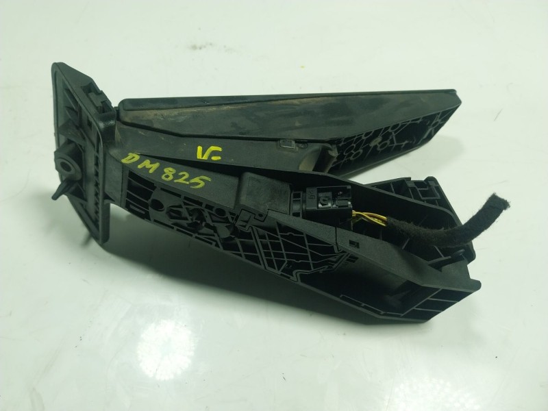 Recambio de potenciometro pedal para bmw x1 (e84) 2.0 16v turbodiesel referencia OEM IAM  686078501 