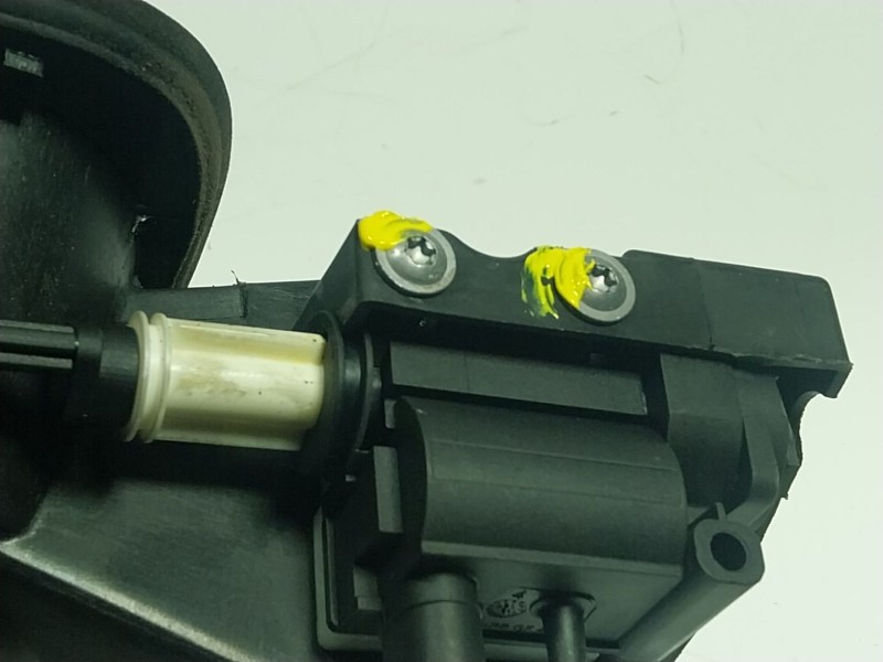 Recambio de tapa combustible para bmw x1 (e84) 2.0 16v turbodiesel referencia OEM IAM   