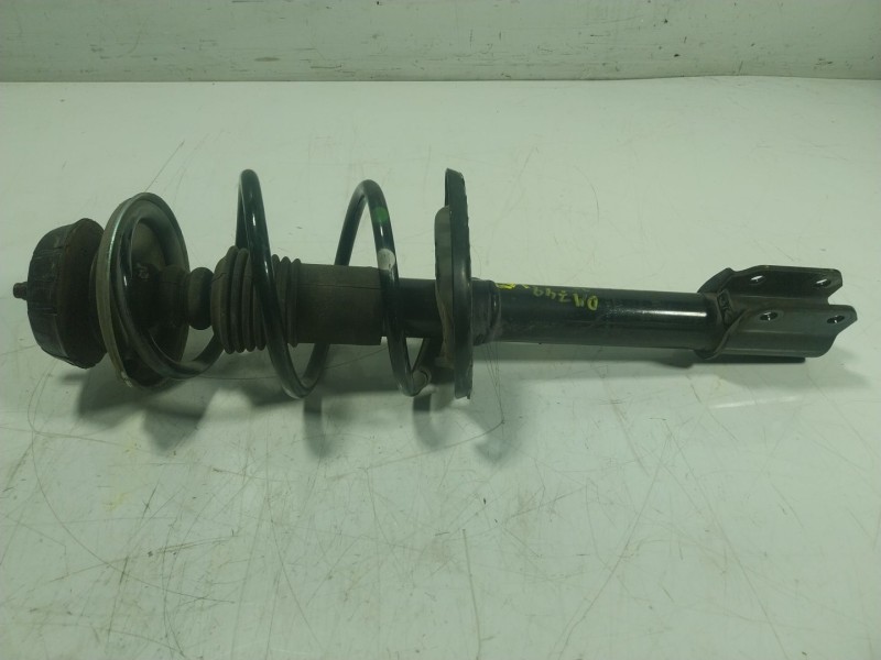 Recambio de amortiguador delantero derecho para dacia sandero 0.9 tce cat referencia OEM IAM  543021807R 