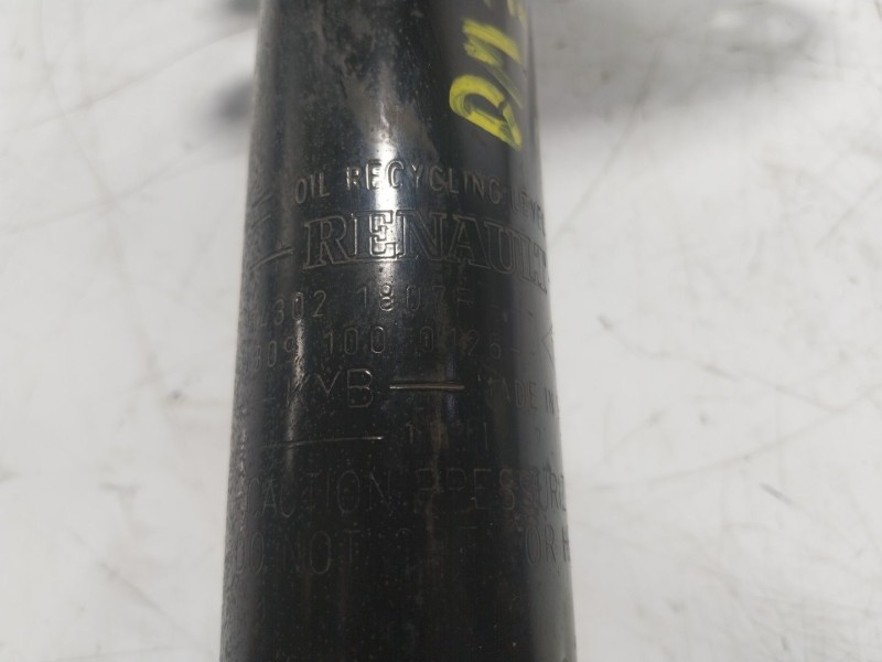 Recambio de amortiguador delantero derecho para dacia sandero 0.9 tce cat referencia OEM IAM  543021807R 