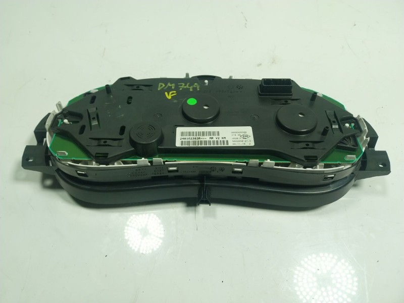Recambio de cuadro instrumentos para dacia sandero 0.9 tce cat referencia OEM IAM  248102383R 