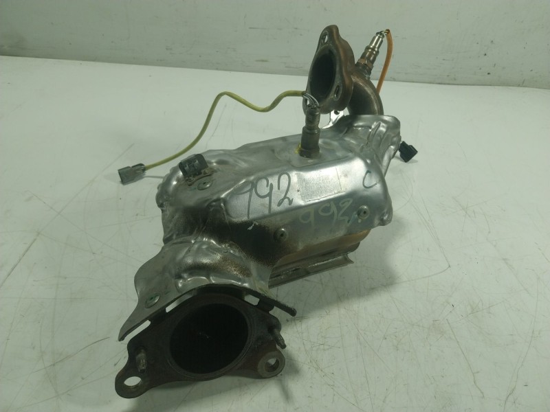 Recambio de catalizador para dacia sandero 0.9 tce cat referencia OEM IAM  208A02950R 