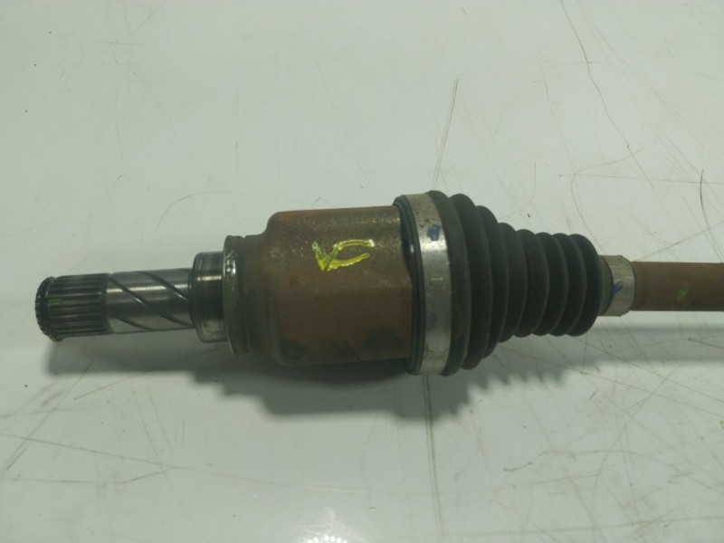 Recambio de transmision derecha para dacia sandero 0.9 tce cat referencia OEM IAM  391007857R 