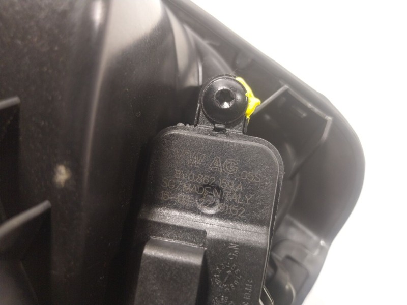 Recambio de tapa combustible para seat ateca (kh7) 1.5 16v tsi act referencia OEM IAM  575809702D 