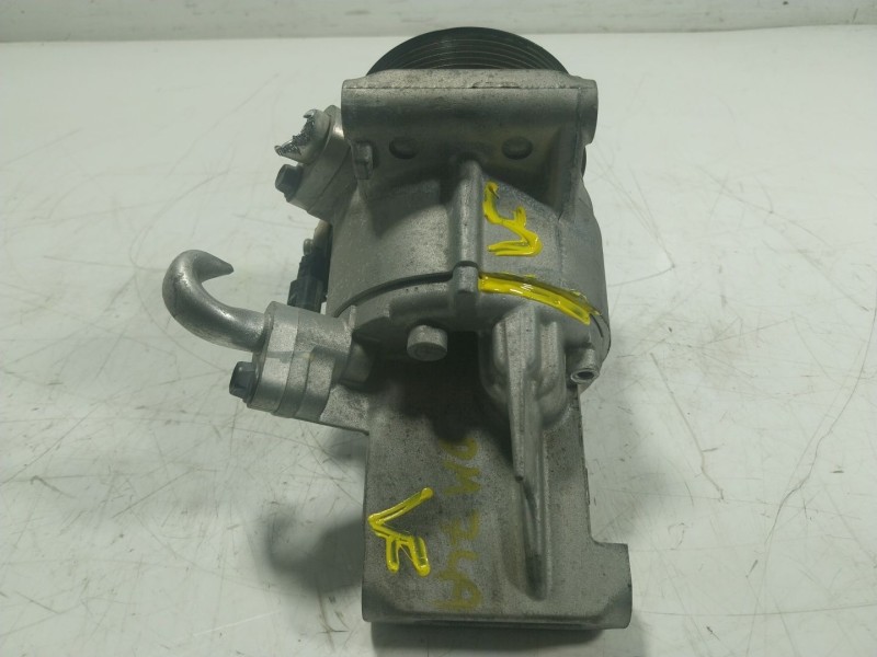 Recambio de compresor aire acondicionado para dacia sandero 0.9 tce cat referencia OEM IAM  9126170543 
