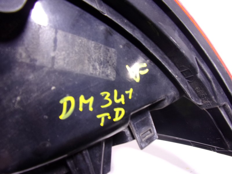 Recambio de piloto trasero derecho para volkswagen golf v berlina (1k1) r32 referencia OEM IAM 1K6945096T  