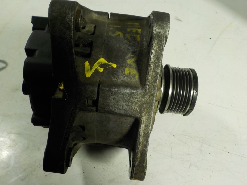 Recambio de alternador para renault megane ii berlina 5p 1.5 dci diesel referencia OEM IAM  8200386806 