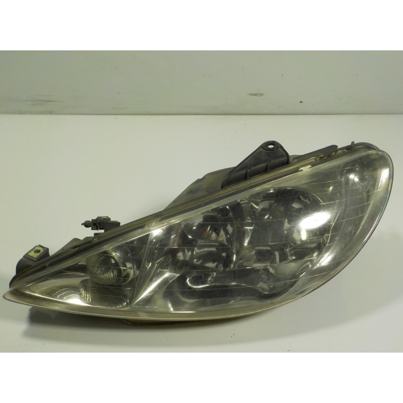 Recambio de faro izquierdo para peugeot 206 cc 1.6 16v cat referencia OEM IAM  89002771 