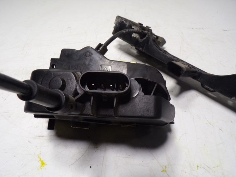 Recambio de cerradura puerta trasera derecha para renault laguna ii (bg0) 1.9 dci diesel referencia OEM IAM   