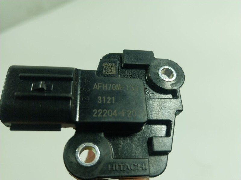Recambio de caudalimetro para toyota yaris 1.5 vvti hev referencia OEM IAM  22204F2010 