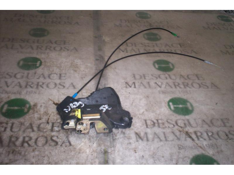 Recambio de cerradura puerta delantera izquierda para toyota avensis wagon (t25) 2.0 d-4d executive referencia OEM IAM   